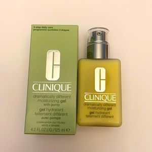 Clinique Dramatically Different Moisturizing Gel